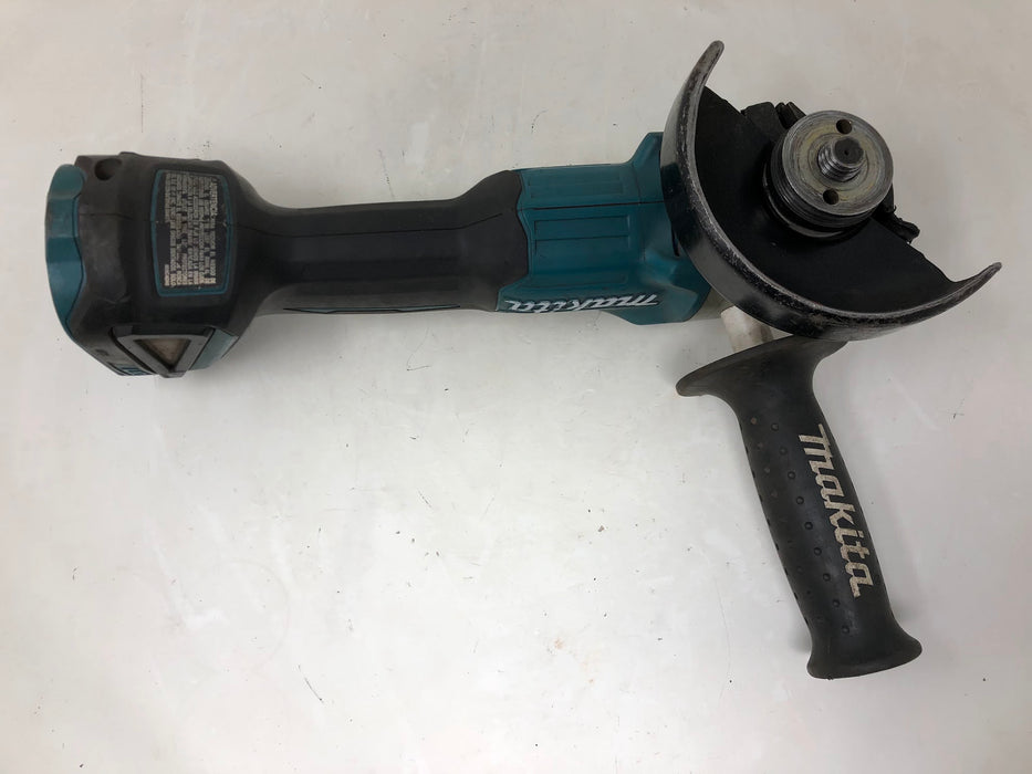 XAG03 Makita 18V 4-½" Cordless Angle Grinder (Used)