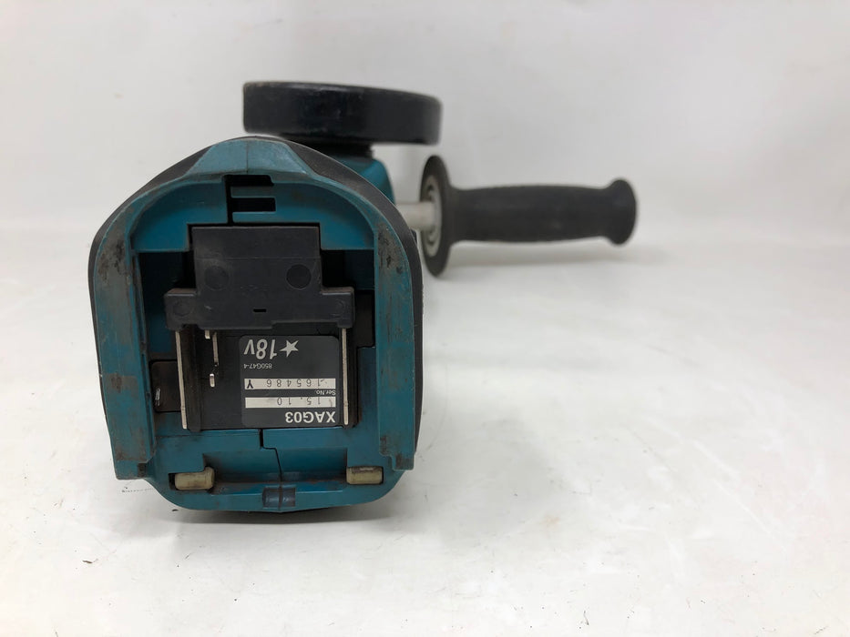 XAG03 Makita 18V 4-½" Cordless Angle Grinder (Used)