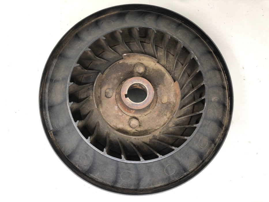 492135 Briggs & Stratton Flywheel + Fan Assembly