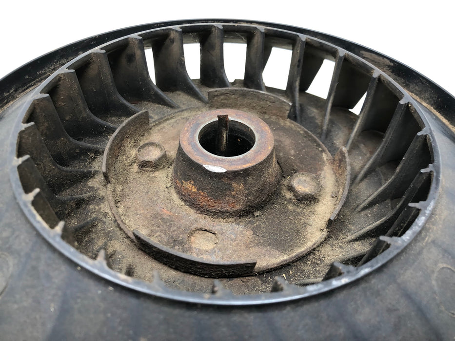 492135 Briggs & Stratton Flywheel + Fan Assembly