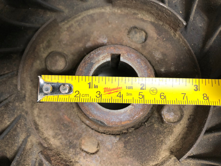 492135 Briggs & Stratton Flywheel + Fan Assembly