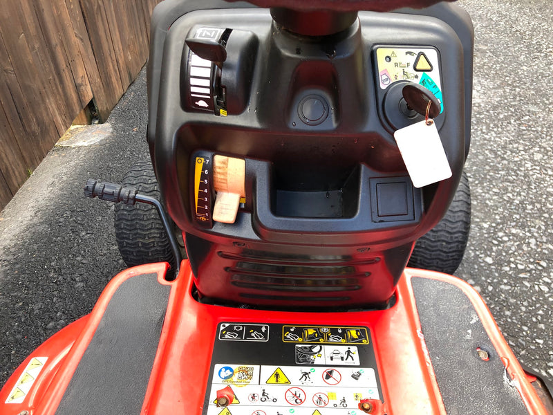 T110 Craftsman 42" Residential Riding Mower (Used)