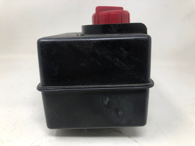 35584 Tecumseh 2 Quart Fuel Tank