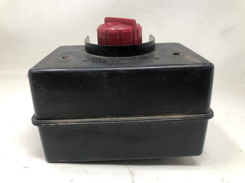 35584 Tecumseh 2 Quart Fuel Tank