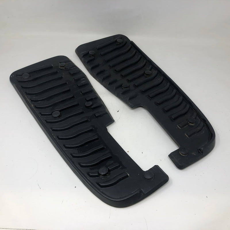 735-04157 Cub Cadet RH & LH Foot Pads
