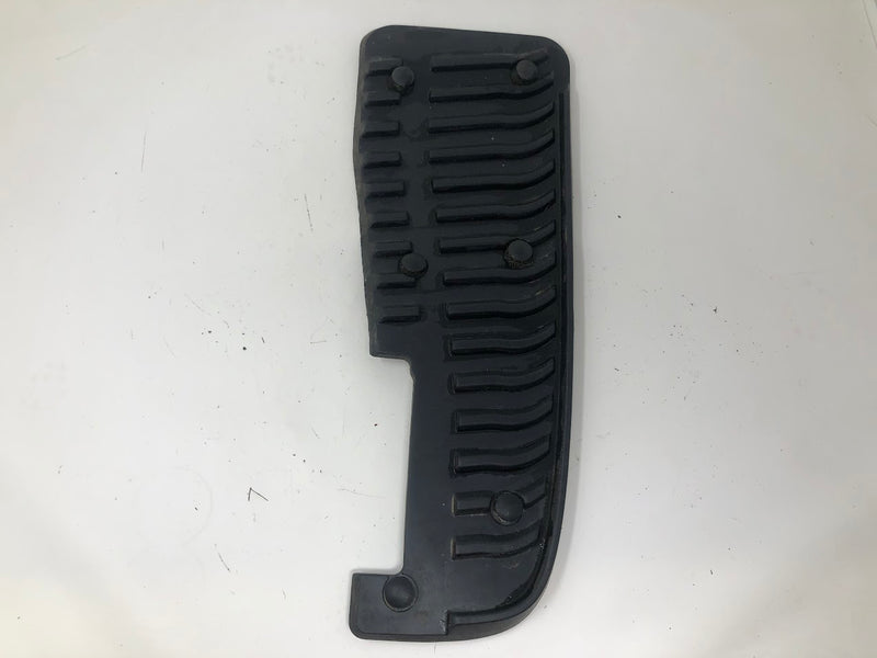 735-04157 Cub Cadet RH & LH Foot Pads