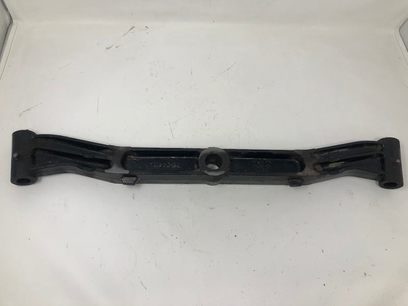 719-04413A Cub Cadet Cast Pivot Bar Axle