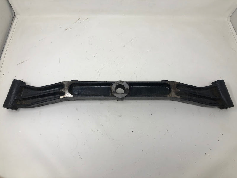 719-04413A Cub Cadet Cast Pivot Bar Axle