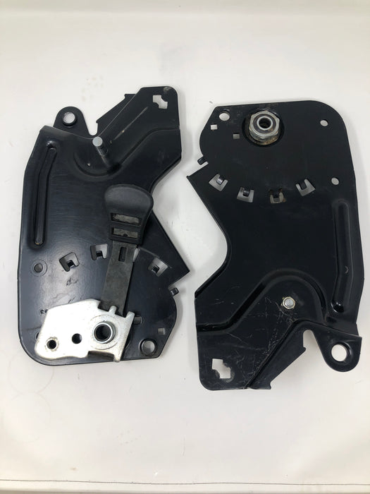 131-9693 Toro RH & LH HOC Plate Assemblies