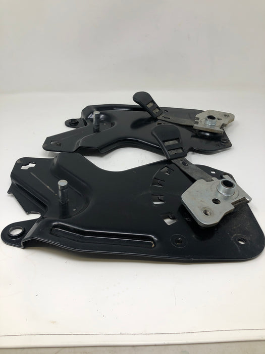 131-9693 Toro RH & LH HOC Plate Assemblies