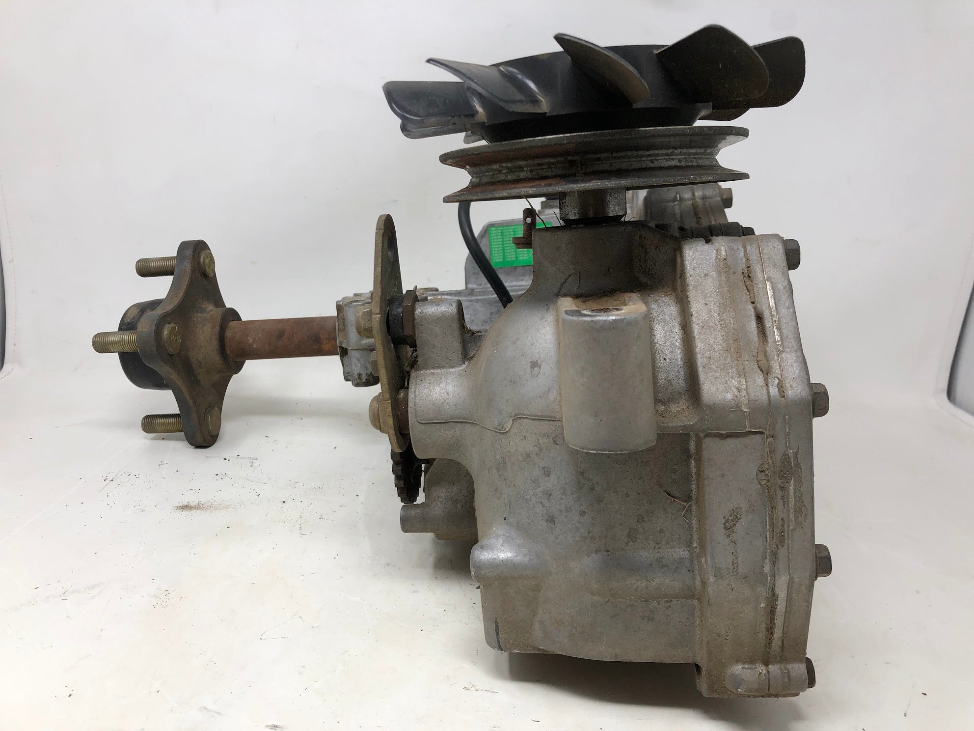 110-6771 Toro RH Transaxle Assembly (Hydro-Gear EZT) — RC Engine