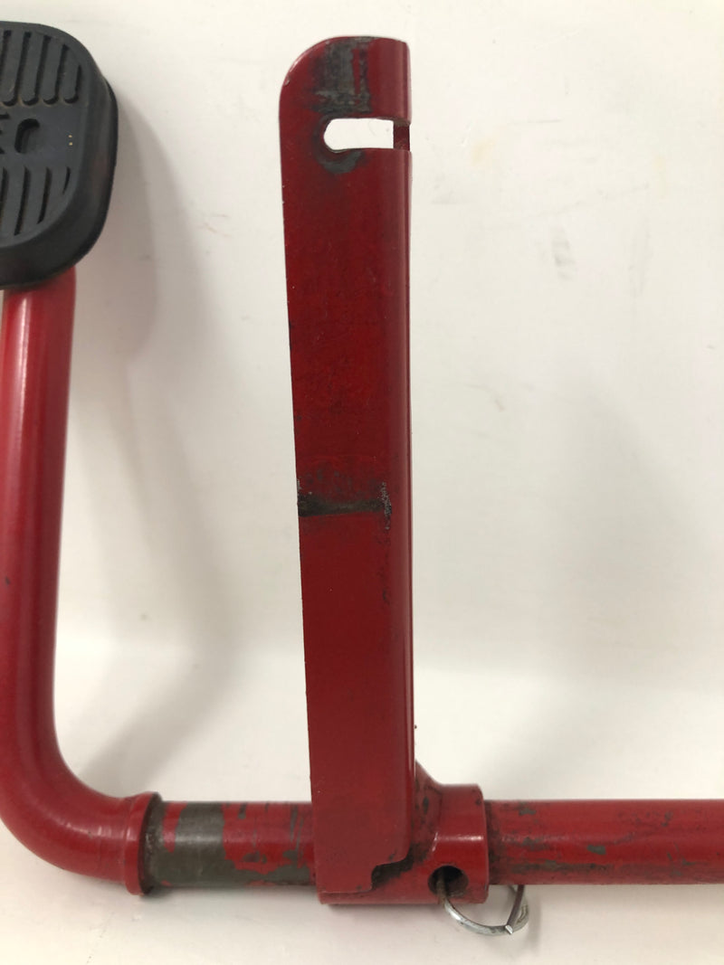 7040694 Snapper Clutch/Brake Pedal