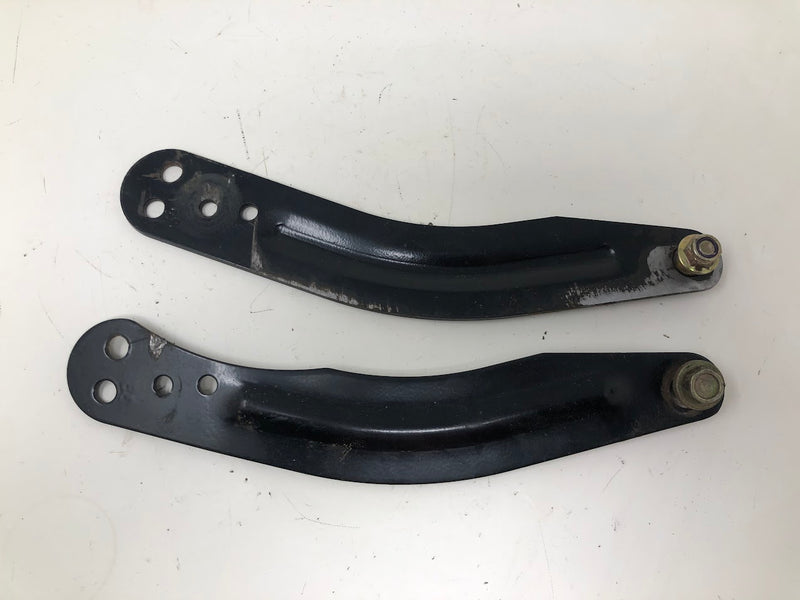 783-047116-0637 Cub Cadet 42'' RH & LH Lift Arms