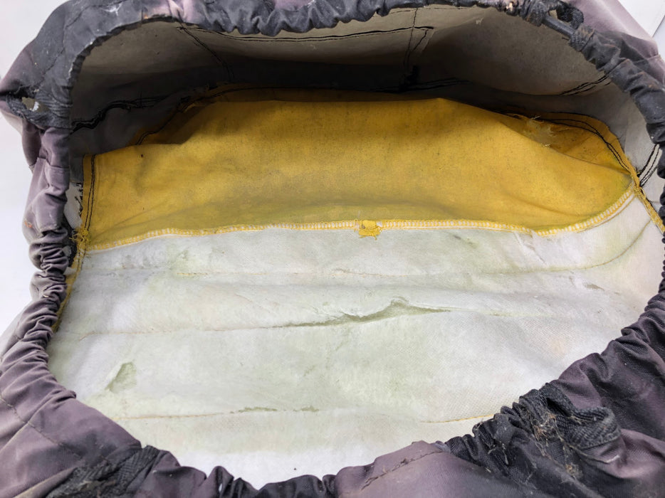 AUC13381 John Deere Seat Assembly + Support & Cover