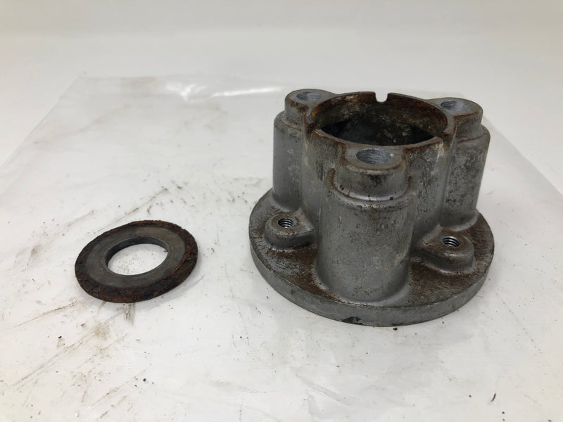 11044-2084 Kawasaki Bracket/Starter Cup