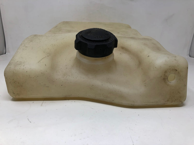 GY21893 John Deere Fuel Tank