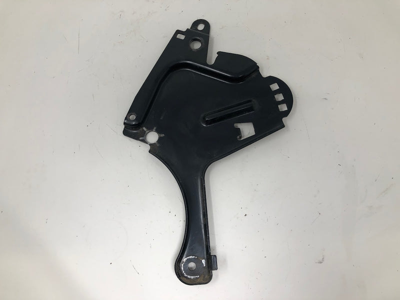 114-2672-03 Toro RH Handle Bracket