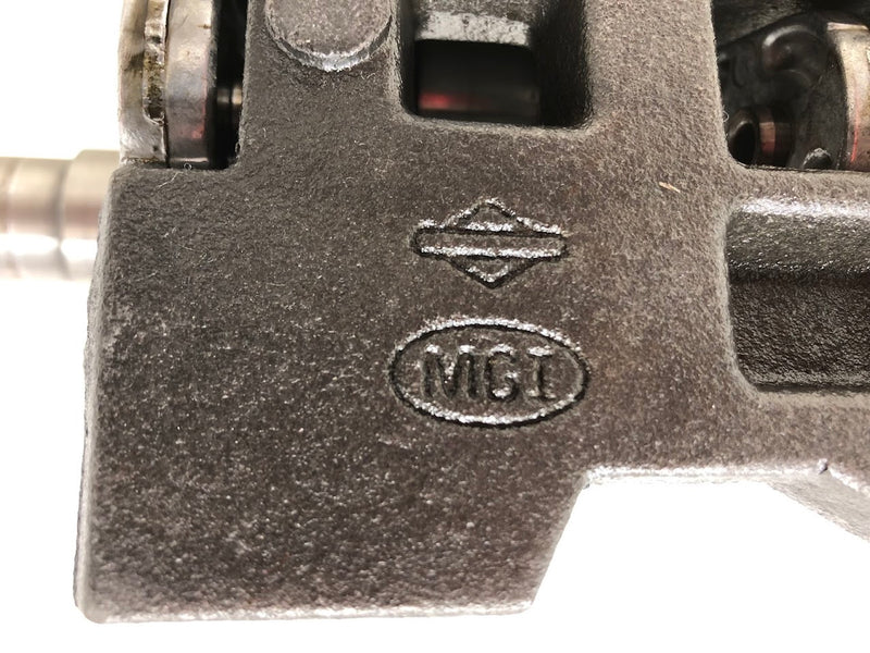 697127 Briggs & Stratton Crankshaft + Counterweight.