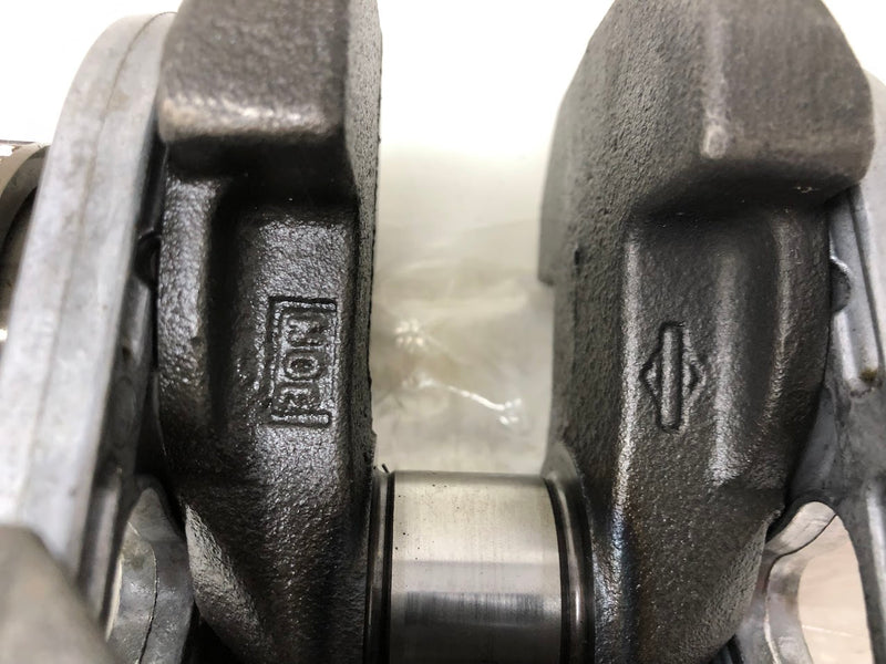 697127 Briggs & Stratton Crankshaft + Counterweight.