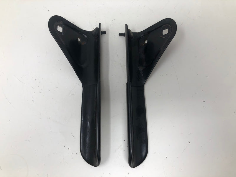 684-0037 MTD LH & RH Engagement Handles