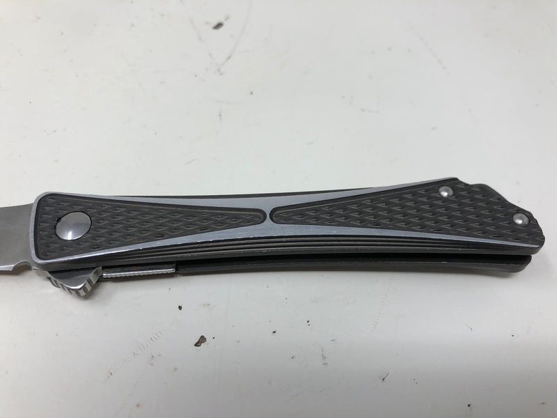 7530 CRKT Folding Pocket Knife - Crossbones - Liner Lock