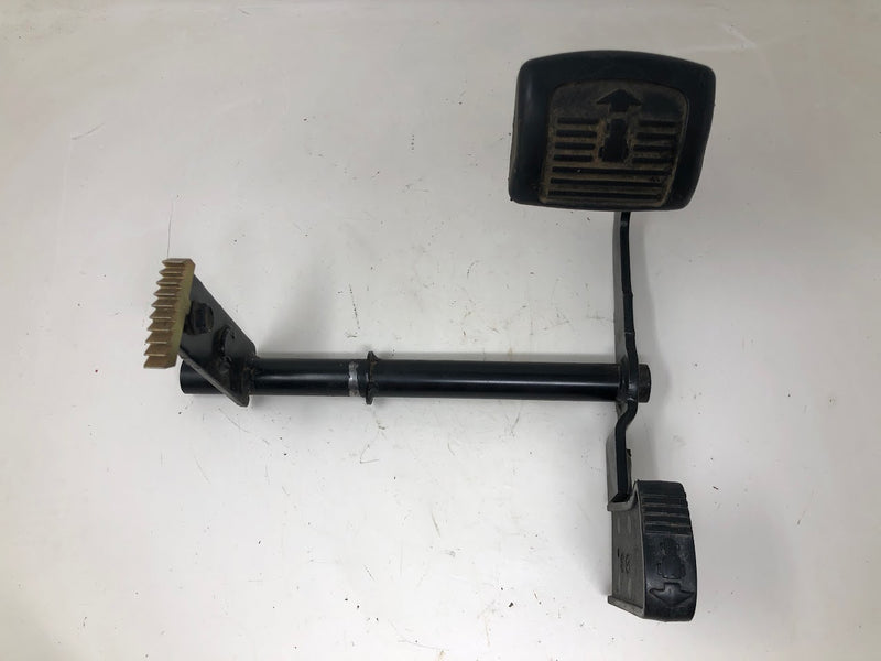 532400980 Husqvarna Pedal Control Rocker Assembly