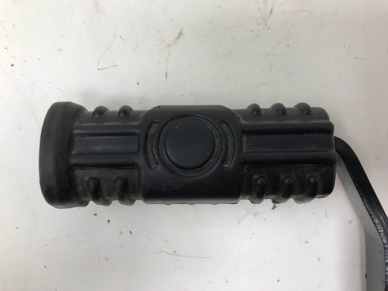 783-06103A-0637 Cub Cadet Brake Pedal Pad + Bracket
