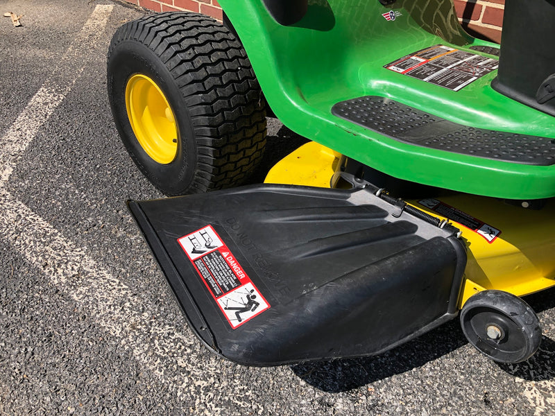 D105 John Deere 42" Riding Tractor (Used)