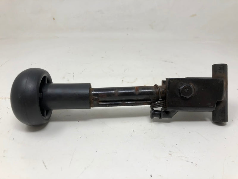 02444800 Ariens Rod + Knob