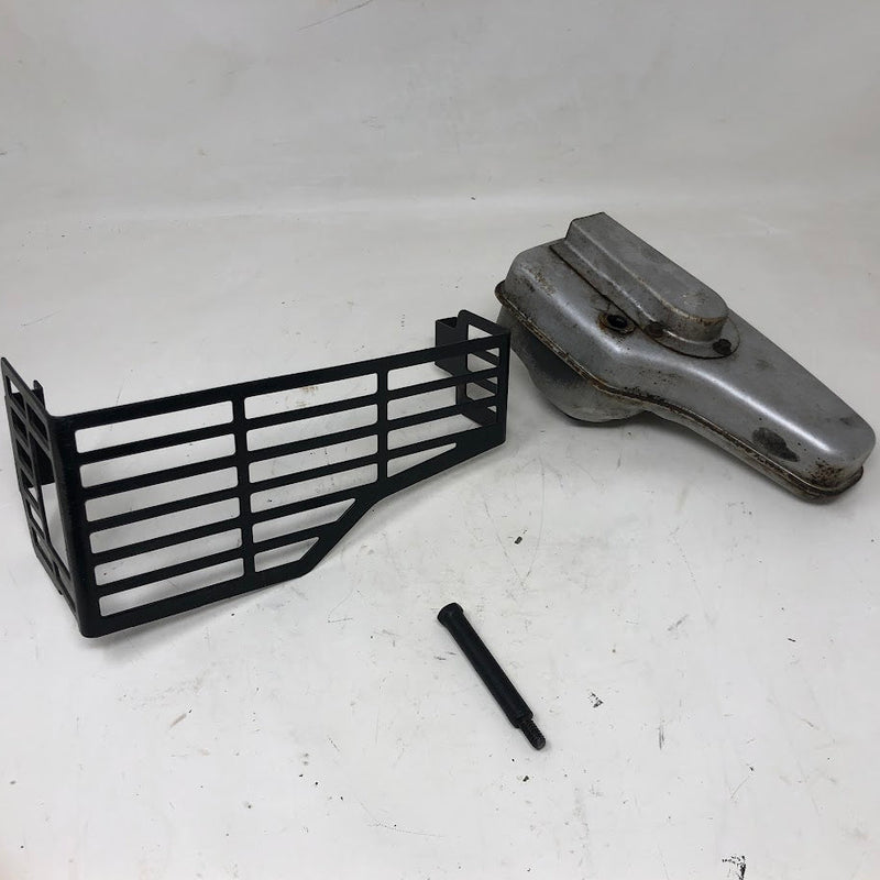 692038 Briggs & Stratton Muffler & Guard