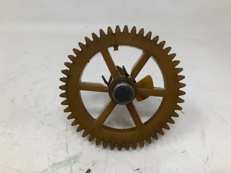 691449 Briggs & Stratton Camshaft & Oil Slinger Governor