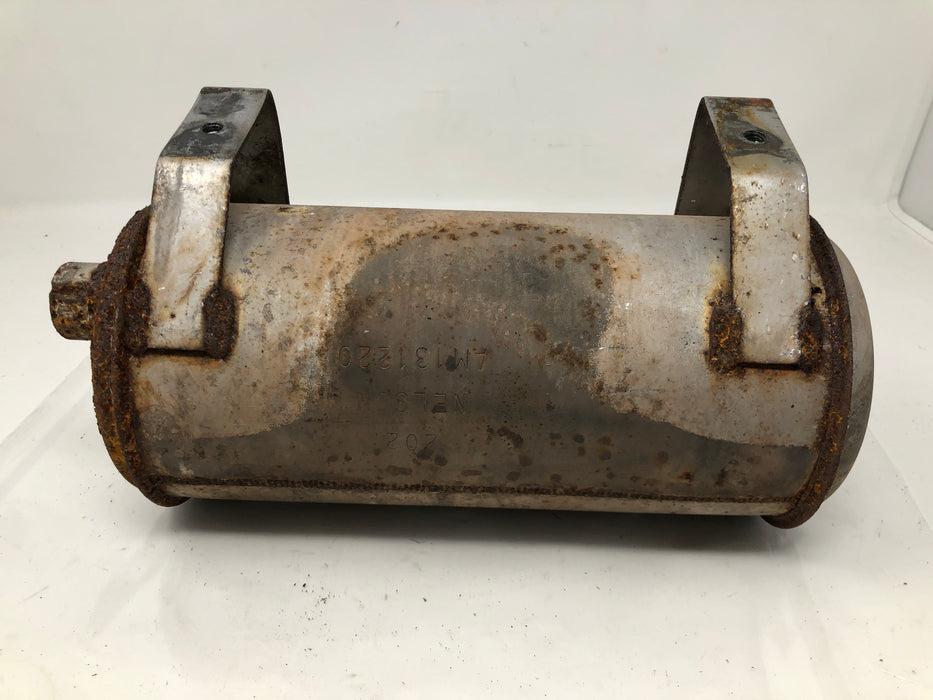 AM131220 John Deere Muffler
