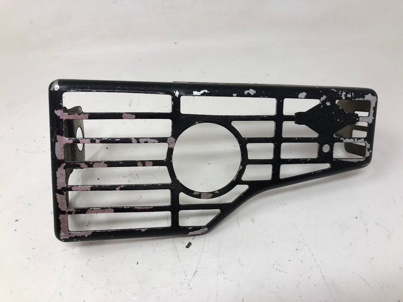 490547 Briggs & Stratton Muffler + Guard