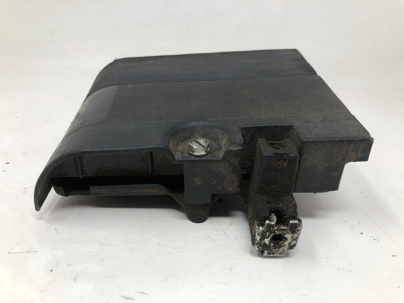 692298 Briggs & Stratton Air Cleaner Cover + Primer Base