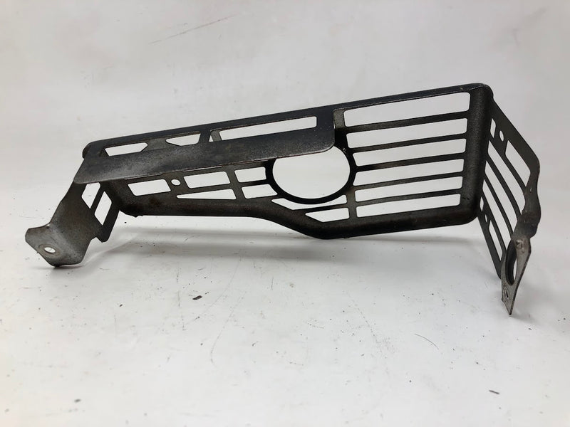 490547 Briggs & Stratton Muffler + Guard