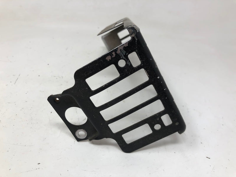 490547 Briggs & Stratton Muffler + Guard