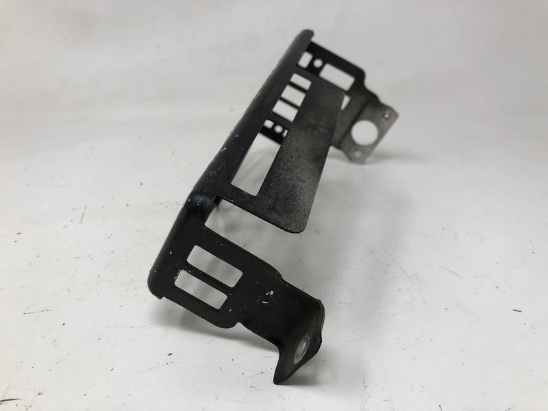 490547 Briggs & Stratton Muffler + Guard