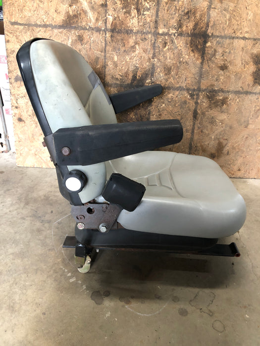 110-0446 Toro Seat & Frame Assembly