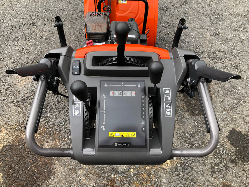 ST 224 Husqvarna 24" Snow Blower (Used)