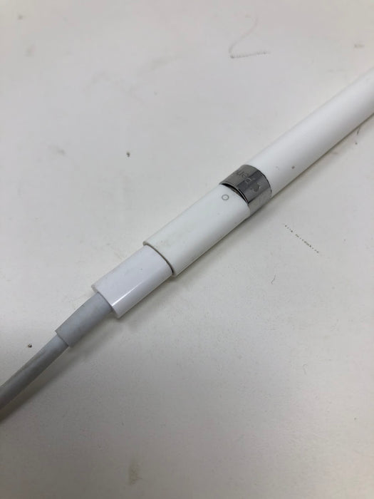 A1603 Apple Pencil (1st Generation) with Lightning Charging Adapter + Extra Tip