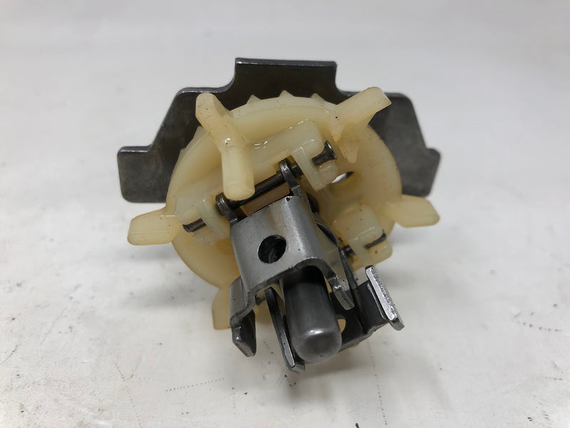 593913 Briggs & Stratton Oil Slinger Governor + Camshaft