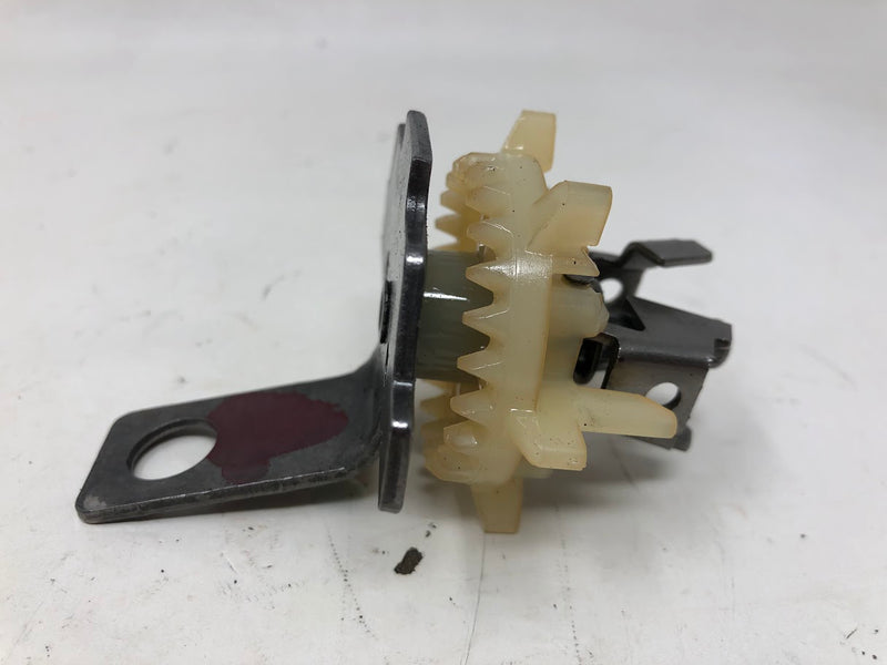 593913 Briggs & Stratton Oil Slinger Governor + Camshaft