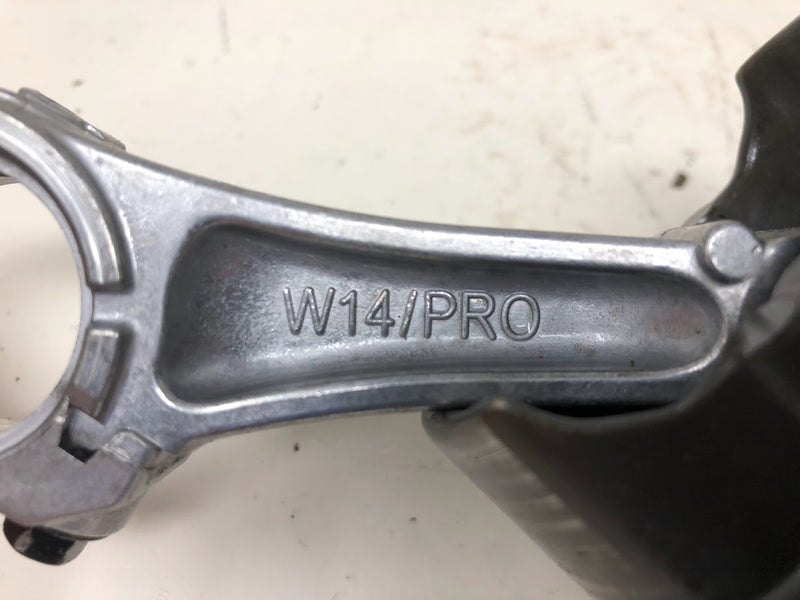 796470 Briggs & Stratton Connecting Rod & Piston Assembly