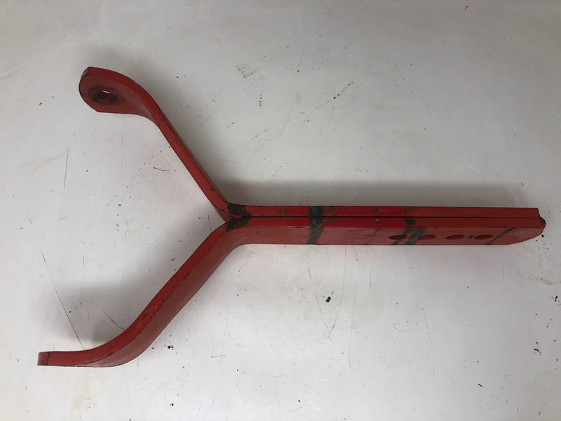06813 MTD Wheel Bracket