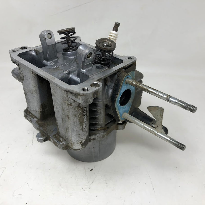 12100-Z9M-000 Honda Cylinder