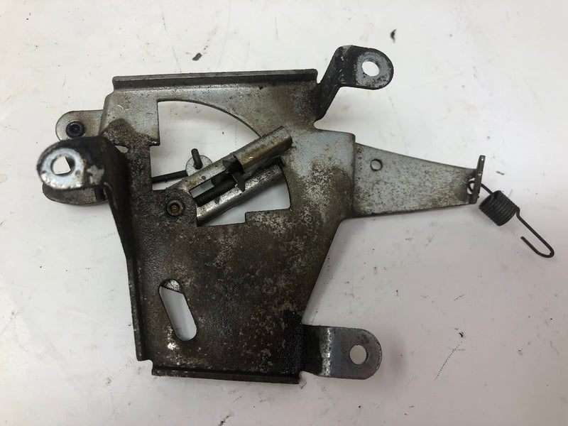 691366 Briggs & Stratton Control Bracket