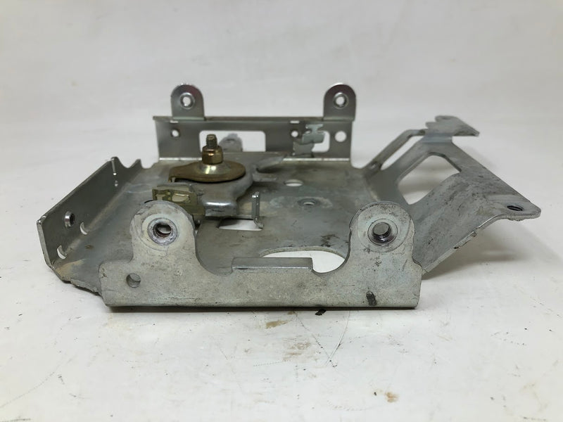 793108 Briggs & Stratton Control Bracket