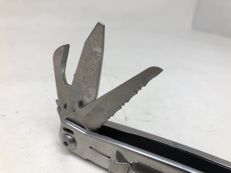 Leatherman Sidekick Multitool - Stainless Steel - Great Condition