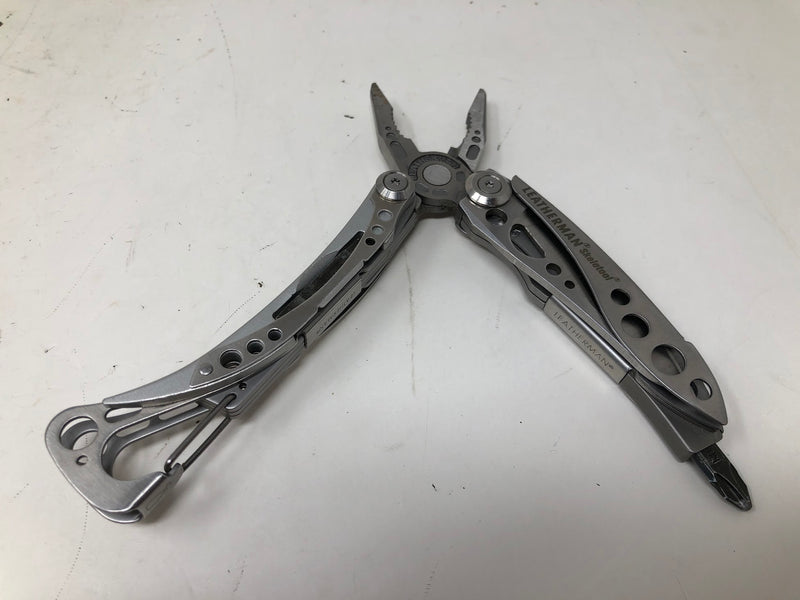 Leatherman Skeletool Multitool - Stainless Steel - Very Good Condition