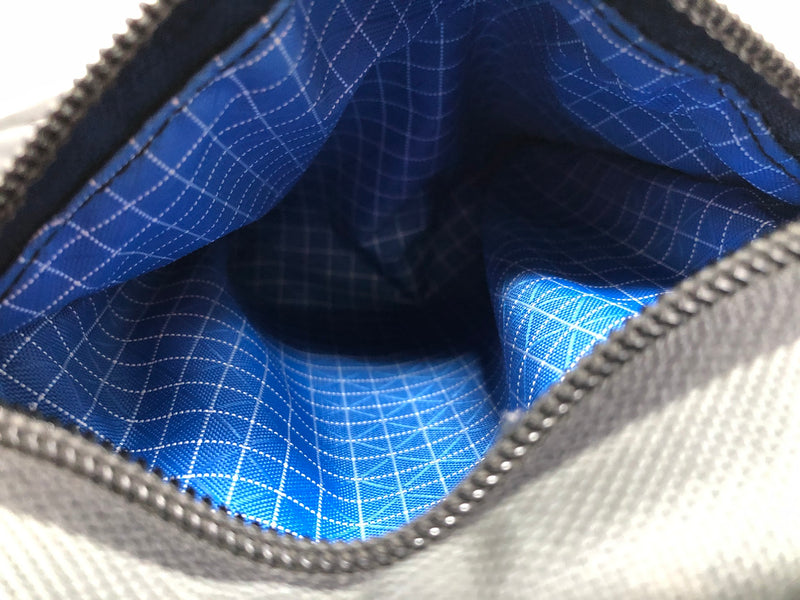 Tom Bihn Synik 22 with Internal Frame & Accessories - Nebulous Grey / Island Blue